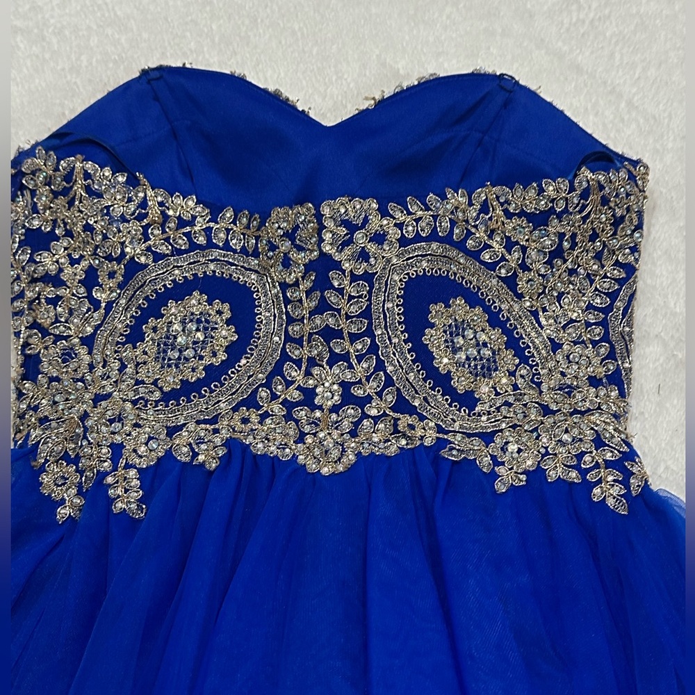 Charming Formal Dress in Royal Blue with Silver Embellishments - Picture 6 of 10